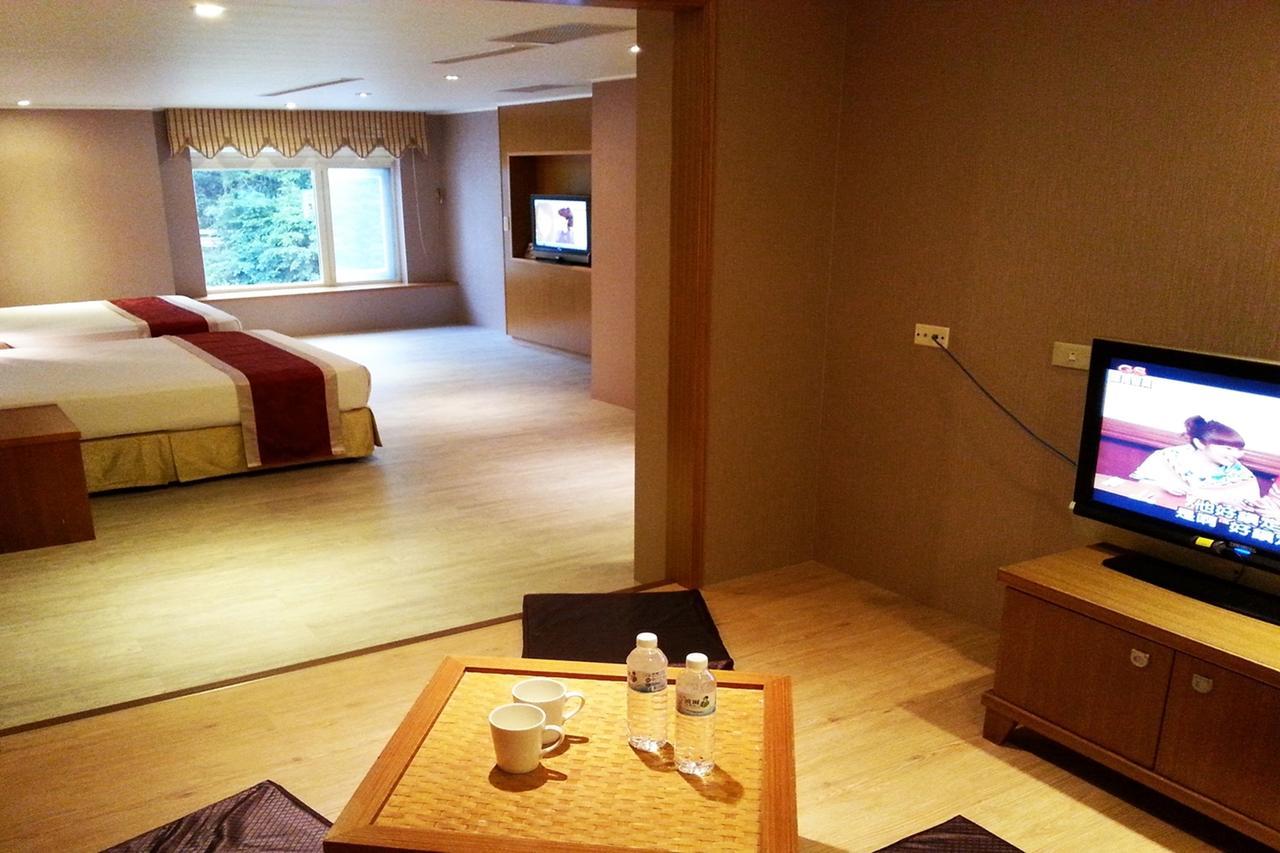 Appartement Yufuin Hot Spring à Wulai Extérieur photo