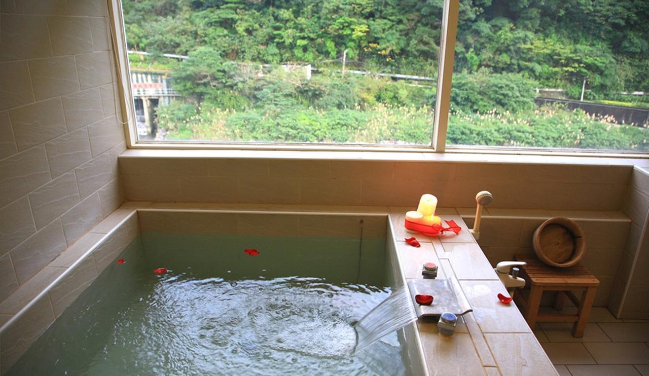 Appartement Yufuin Hot Spring à Wulai Extérieur photo